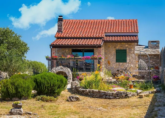 Holiday Home Vlatka