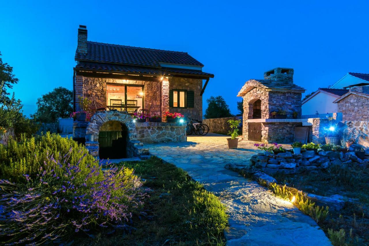 Holiday home Vlatka *
